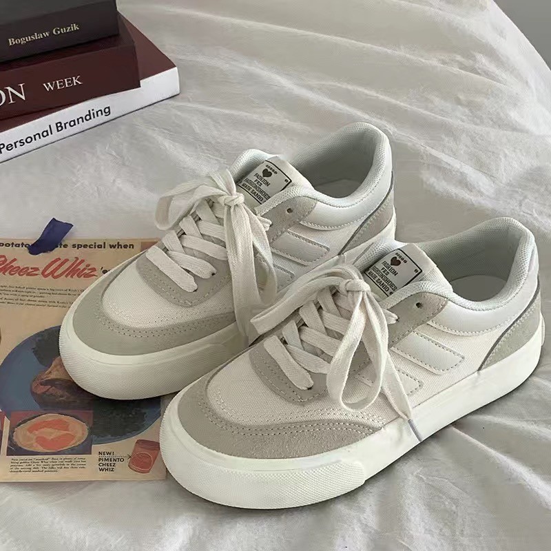 Women Shoes Hong Kong - 女性のための厚底キャンバスシューズ春と秋の新しいニッチオリジナルレトロオールマッチスニーカー香港スタイル