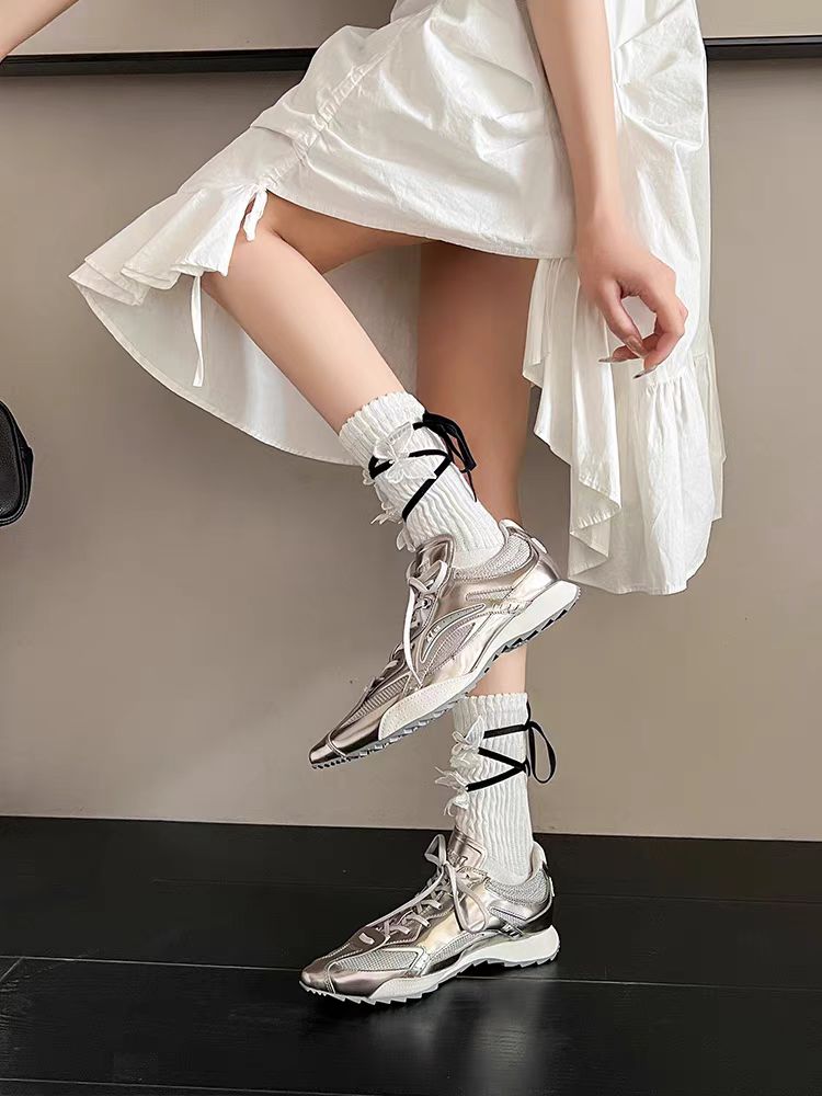 ファッショナブルなポインテッドトゥスポーツシューズ レディー - Women Shoes Hong Kong のレビューと価格