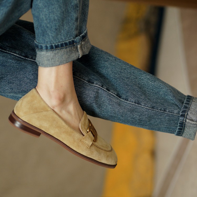 女性用スエードレザーモカシン,ラウンドトゥのローヒールシュー - Women'S Shoes Everyday のレビューと価格