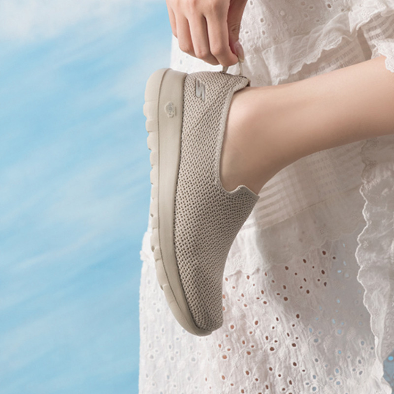 スケッチャーズ ゴーウォーク レディース スリップオンシュー - Women Shoes Hong Kong のレビューと価格