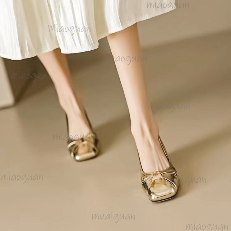 カバートゥローヒールパンプス レディース サンダル ゴールド - Women Shoes With Heels のレビューと価格