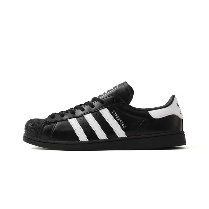アディダス オリジナルス KI0201 レディース ローカッ - Women Shoes Hong Kong のレビューと価格