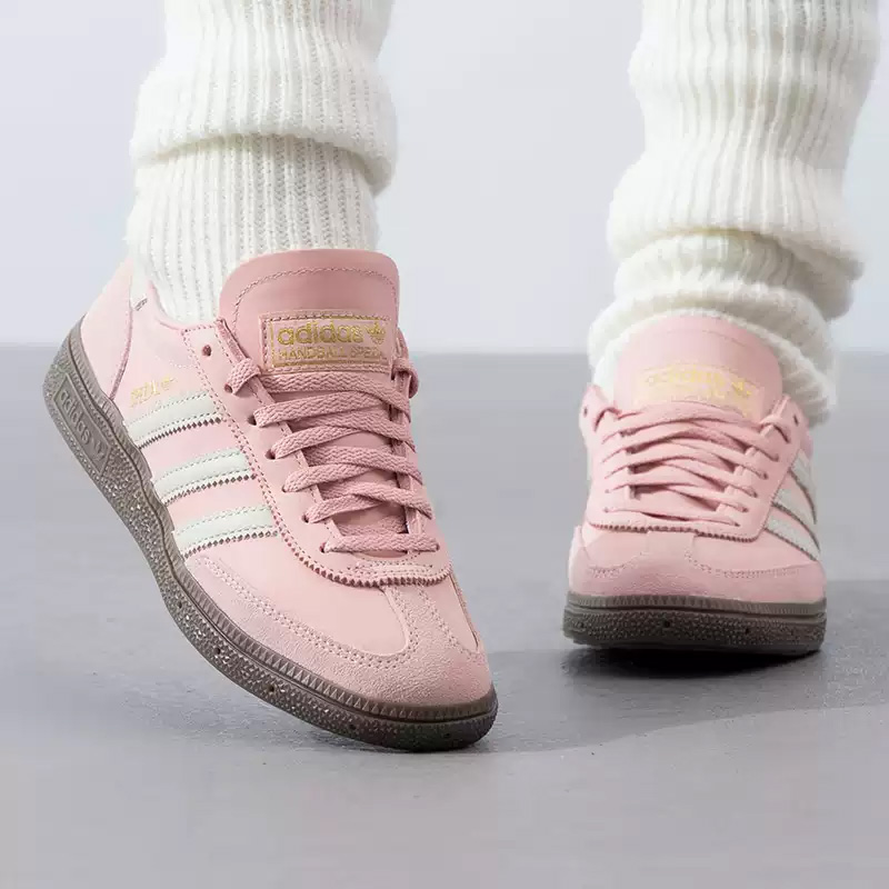 アディダス正規品のクローバー柄スニーカー、女性用、夏のスポー - Women Shoes Hong Kong のレビューと価格