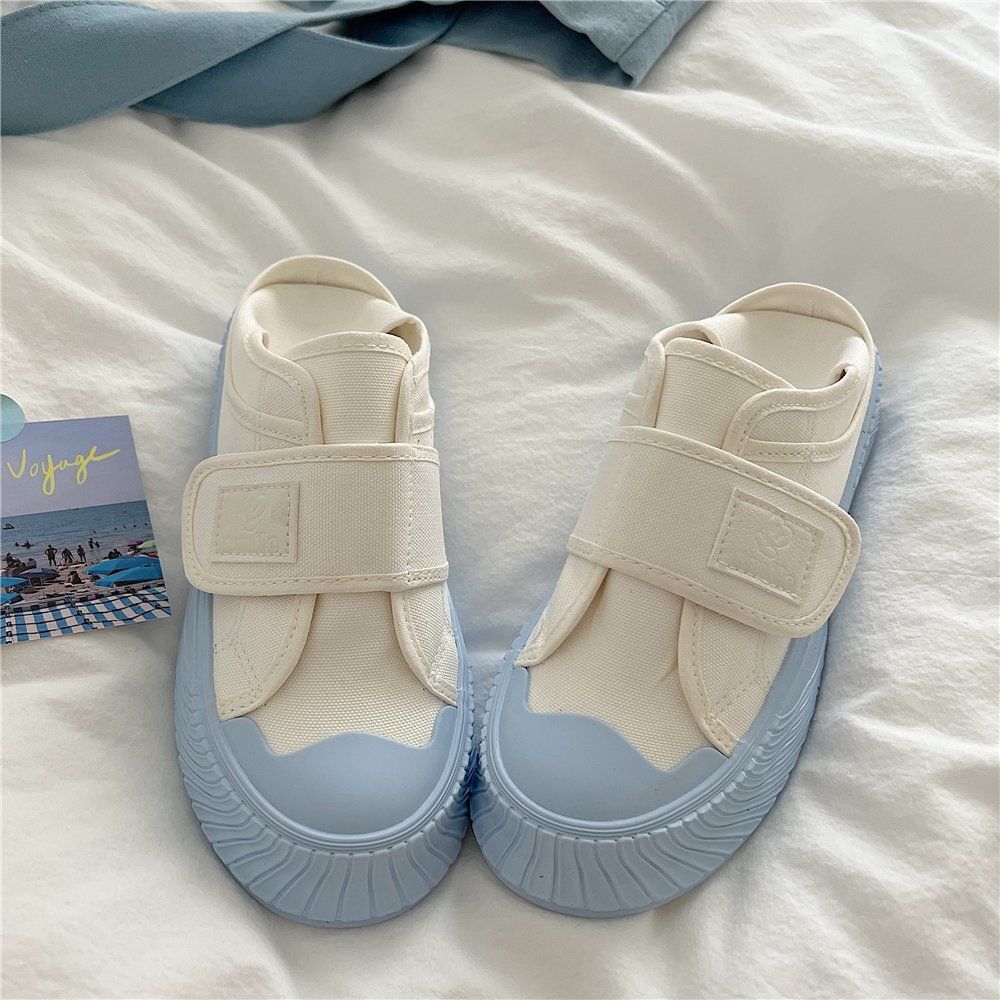 夏の必需品、通気性のあるメッシュ素材の白いスニーカー、ベルク - Women Shoes Must Have のレビューと価格